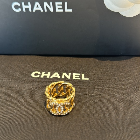 Authentic CHANEL Ring Metal/Strass/Dore Rhinestone S:6 - Picture 5 of 14